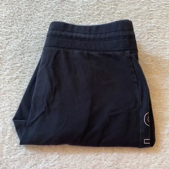 Under Armour UA fitted black joggers size large - Picture 1 of 9